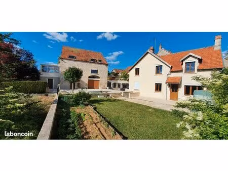 loue jolie petite maison