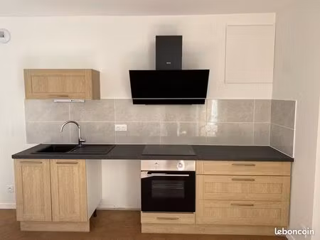 maison de ville 90m2 deux grandes chambres