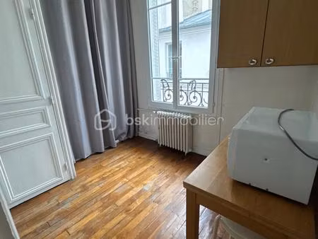 studette de 17 50 m² à paris-17e-arrondissement