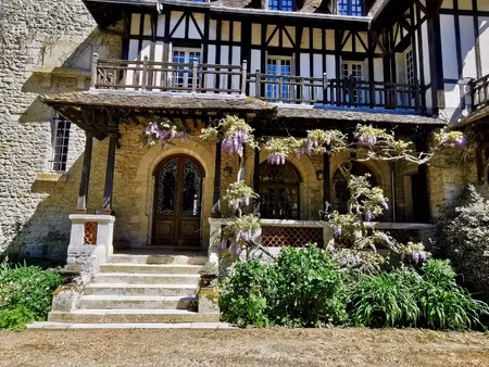 maison 12 pièces - 453 m²