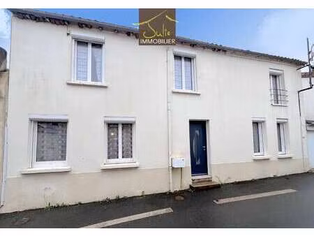 vente maison à bressuire (79300) : à vendre / 98m² bressuire