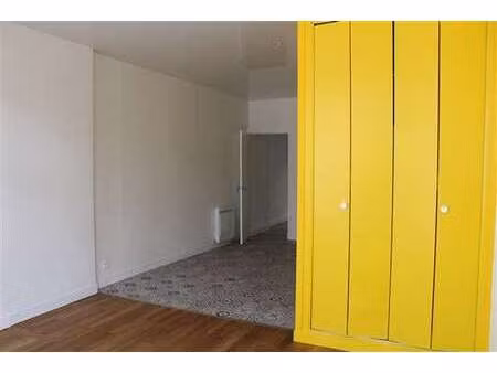 location appartement t1 à nantes centre ville (44000) : à louer t1 / 35m² nantes centre vi