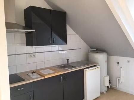 location appartement 2 pièces à dinan (22100) : à louer 2 pièces / 32m² dinan