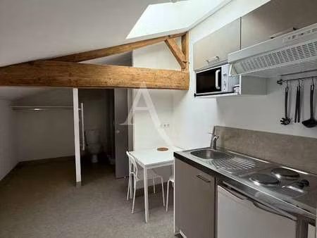 location appartement t1 meublé à la roche-sur-yon le bourg sous la roche (85000) : à louer