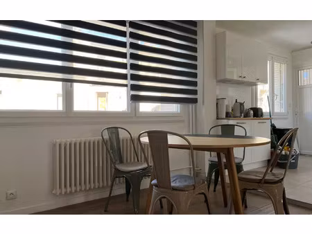 location appartement  m² t-4 à montpellier  1 490 €