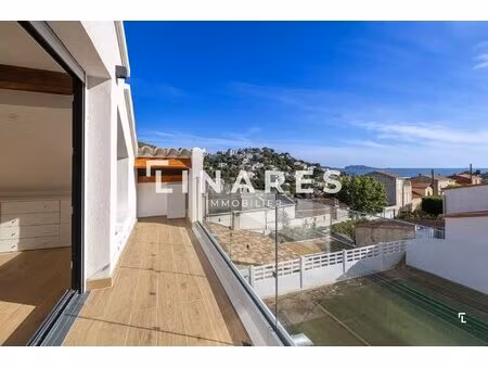 l'echappée belle - maison t3 de 92m2 - jardin - parking - 13007 bompard