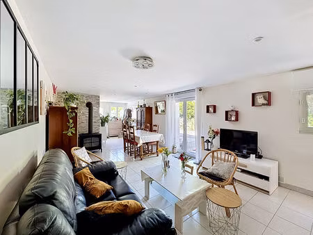 maison sur terrain clos  calme et sans vis-a-vis - 104m² au sol - riantec