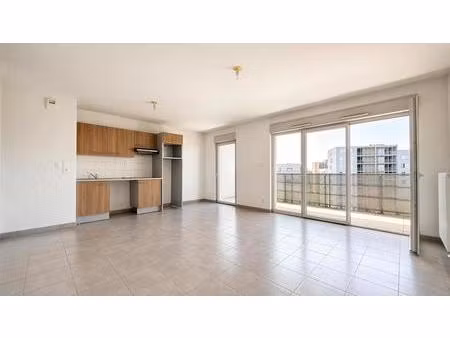 t3 63 m² avec balcon  cellier et parking sous-sol toulouse cartoucherie purpan proche sain