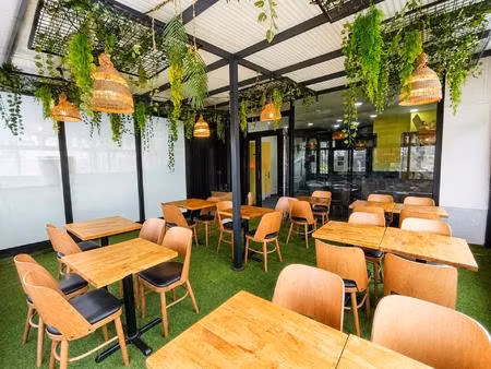 * rare à bondy centre - restaurant avec parking *
