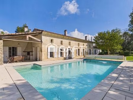 superbe girondine en pierre avec piscine cézac