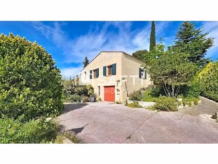 maison au cœur de janas – environnement privilégié et fort potentiel