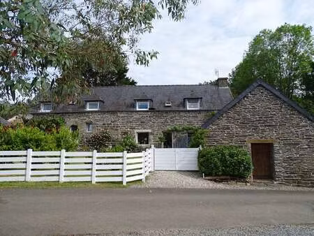 vente maison à trébrivan (22340) : à vendre / 140m² trébrivan