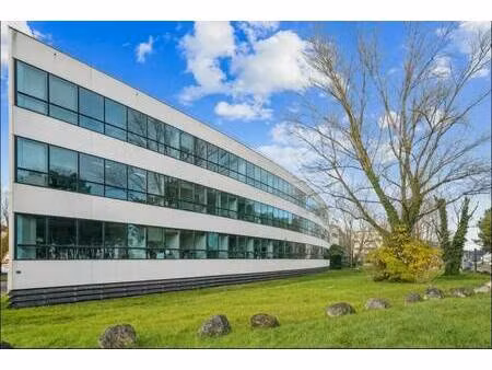 location bureaux 1 955 m²