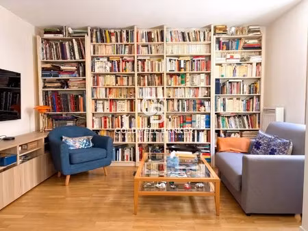 appartement familial 4 chambres et parking au calme sur jardin - canal saint-martin