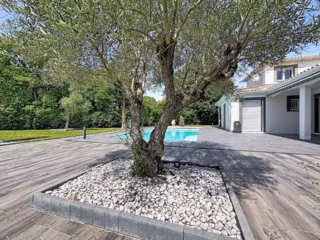 maison contemporaine - 167 m2 - double garage - piscine -
