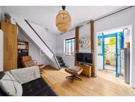 maison atypique – esprit loft sur 3 niveaux - 2 chambres et 1 bureau