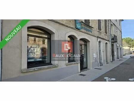 location commerce carpentras 84200 165m²