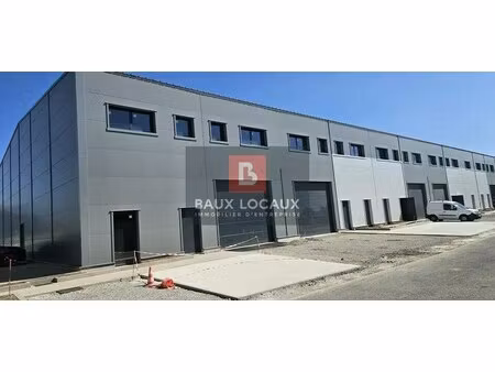 location local d’activités carpentras 84200 380m²
