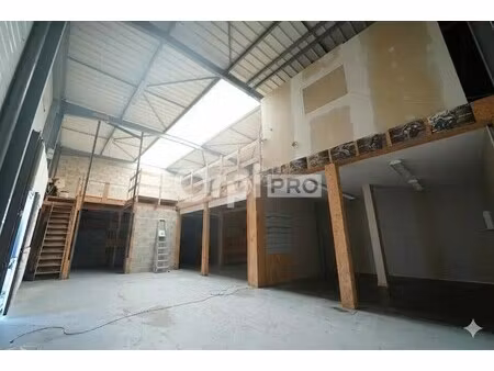 location local d’activités messimy 69510 250m²