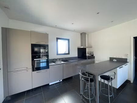 appartement 2 pièces 41 m² à louer aix-en-provence 13100 ? | era immobilier