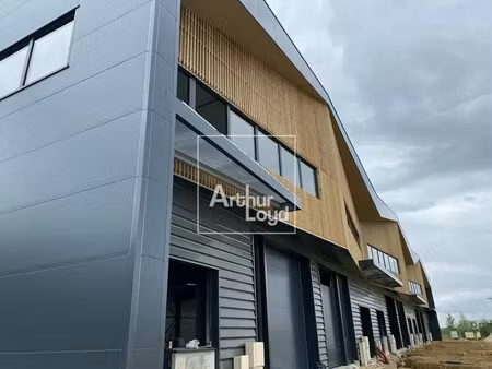 vente entrepôt 409 m²