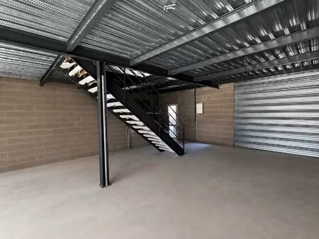 vente local d’activités vedene 84270 180m²