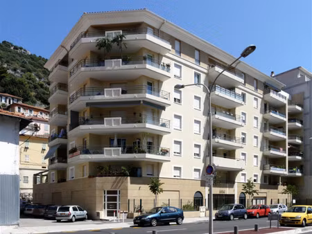 nice est – 3 pièces dernier étage avec terrasse et garage – résidence récente