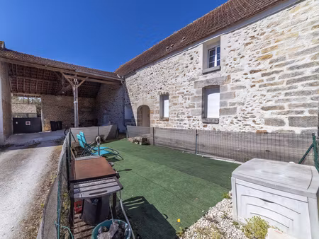 appartement avec terrasse privative et stationnement