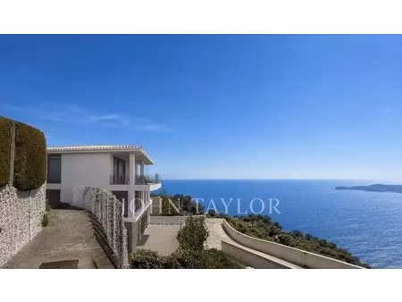 a la frontiere de monaco - terrain avec permis purge - deux villas vue mer - garages -...