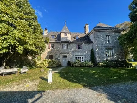 domaine d'exception dans la vallée de la dordogne ! idéal pour un village de vacances ou u