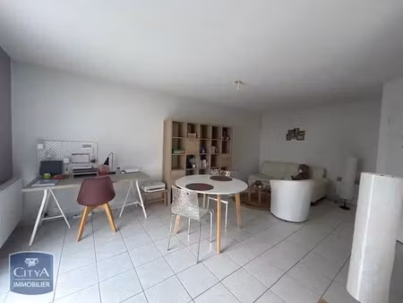 appartement à louer 2 pièces 46.9 m² - cusset (03) - 529€