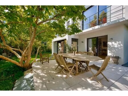 saint-cloud - an ideal family home with id 28706803