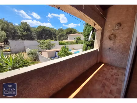 appartement à louer 1 pièce 27 m² - châteauneuf-les-martigues (13) - 594€