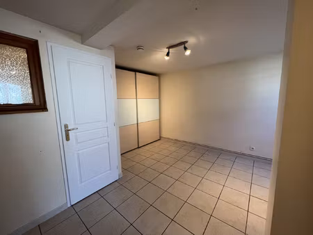 location appartement 1 pièce 20m² st martin d heres 38400