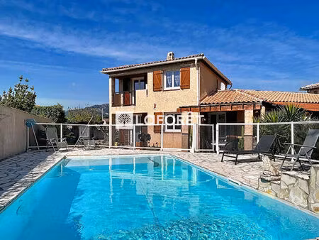 aubagne charmante maison familiale avec piscine  au calme absolu