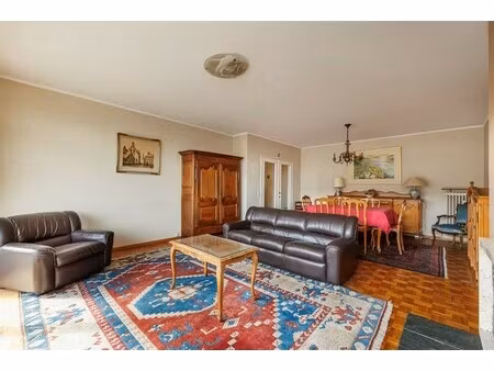 3-slpk appartement met ruim terras en autostaanplaats vlakbij te boelaerpark