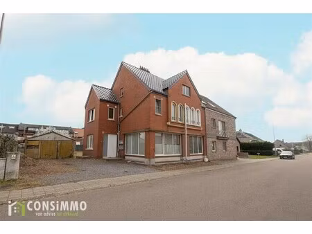 rendementsvastgoed met 6 verhuurde kamers in genk