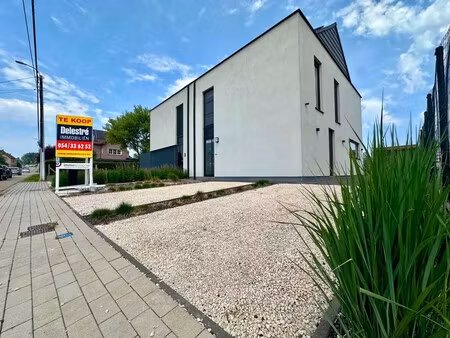 quasi nieuwbouw zonder btw met zicht op groen 3 slpk.