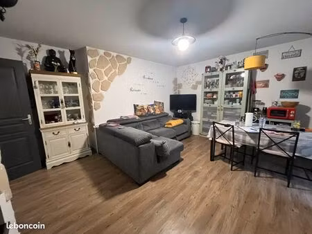 appartement 3 pièces 60 m²
