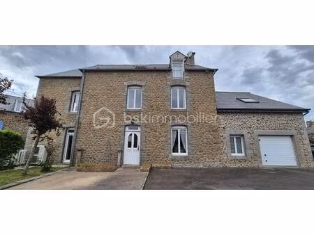 maison en pierre de 161 m² à javene