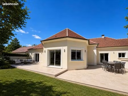 villa 7 pièces 430 m²