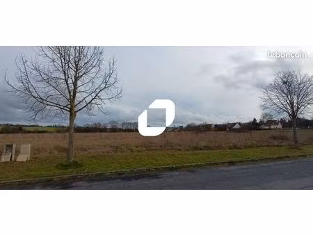 terrain 5 000 m² freneuse