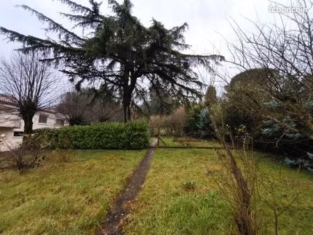 terrain 1 002 m² beaumont les valence