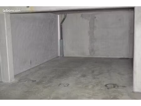 parking pont chaban delmas