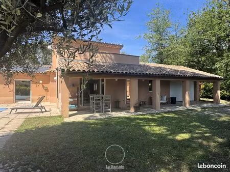 maison 5 pièces 155 m²