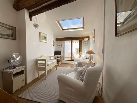maison de village avec terrasse