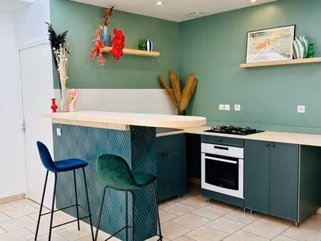 appartement t3 avec balcon et place de stationnement