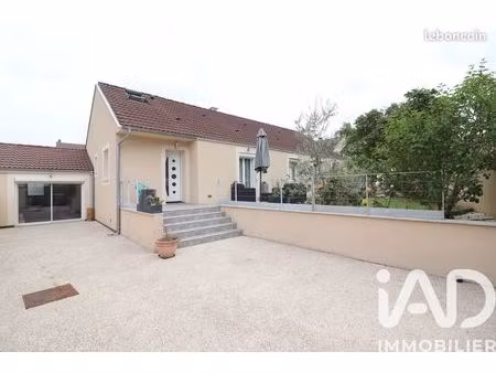 maison familiale 7 pièces 135 m²