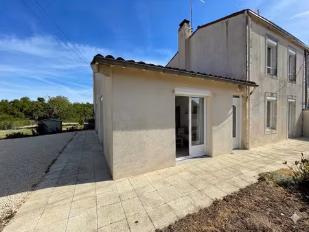 location maison 4 pièces 103m² epannes 79270