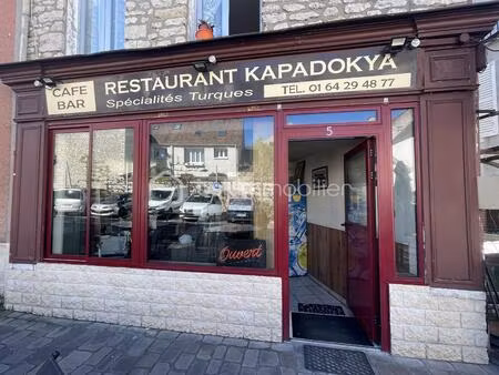 local commercial de 50 m² à chateau-landon